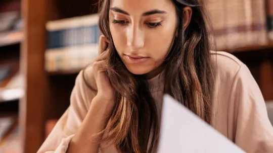 Top 5 doctorados online en educación y administración empresarial en Chile