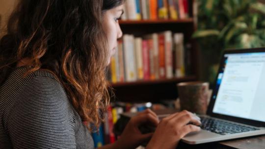 Top 5 maestrías tecnológicas para estudiar en Ecuador