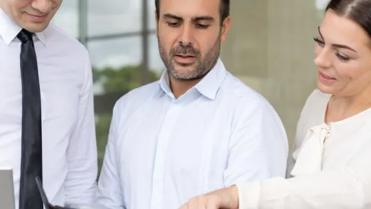 ¿Vale la pena estudiar una Licenciatura en Administración de Empresas en Argentina?