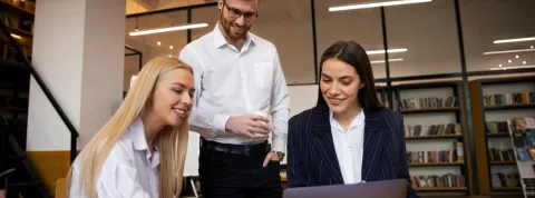 ¿Qué tipo de experiencia previa necesito para aprovechar al máximo un MBA online?