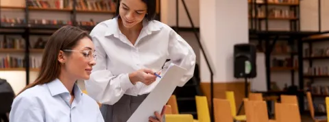 Diferencias clave entre un MBA online y un MBA presencial: ventajas, retos y perfiles recomendados