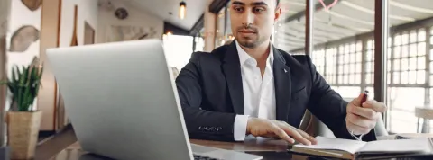 ¿Cuánto tiempo real debo dedicar semanalmente a un MBA online?