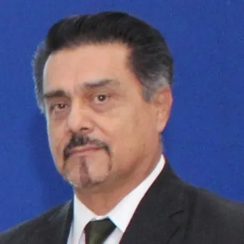 Dr. Arturo García Santillán